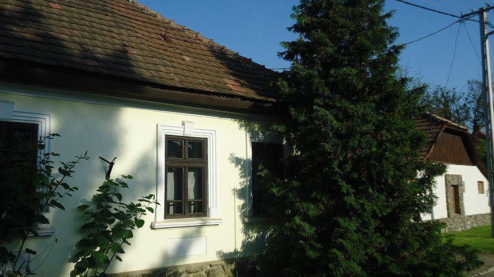 Toldi Vendeghaz Hotel Felsotold Exterior photo
